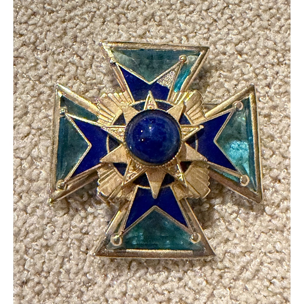Vintage Accessocraft Maltese Cross Pin